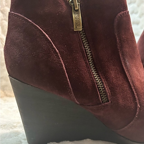 Franco Fortini Burgundy Wedge Heel Ankle Boot women’s size 8.5 - Picture 10 of 11